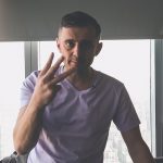 Business Tips: SEATING ARRANGEMENTS AND STANDING DESKS IN THE OFFICE | DailyVee 221